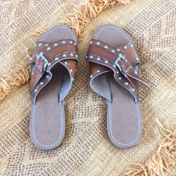 Universal Threads sandals - Picture 4 of 4